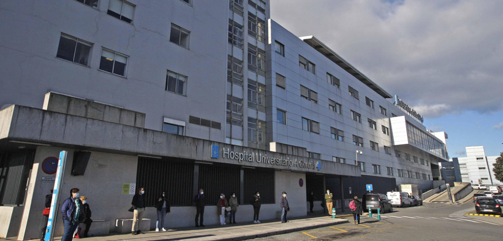 Sanidade ve A Coruña y Ferrol las áreas 
